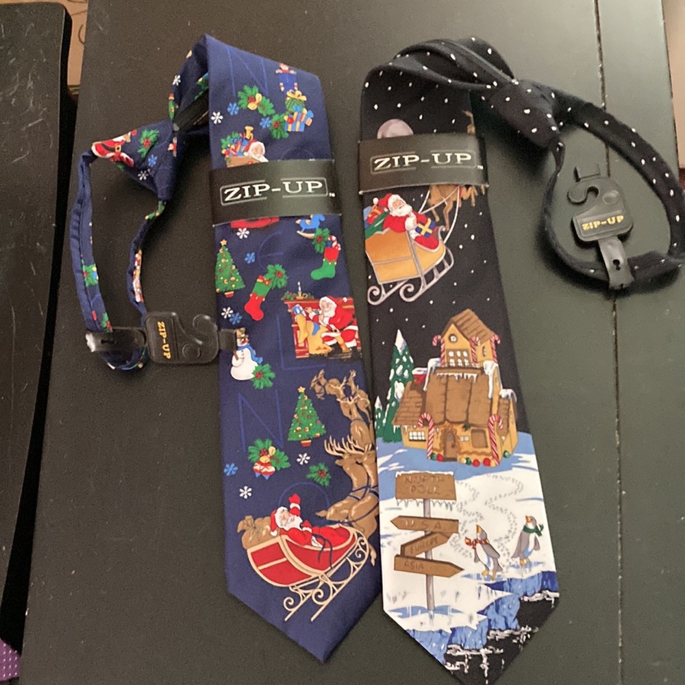 2/$14 (only 2 left) Men’s Christmas ties